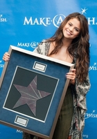 Selena Gomez : selena-gomez-1394394503.jpg