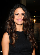 Selena Gomez : selena-gomez-1396977670.jpg