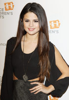 Selena Gomez : selena-gomez-1399901539.jpg