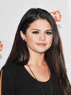 Selena Gomez : selena-gomez-1407167840.jpg