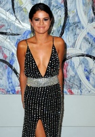 Selena Gomez : selena-gomez-1413741445.jpg