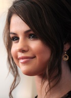 Selena Gomez : selena-gomez-1413741650.jpg