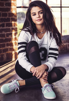 Selena Gomez : selena-gomez-1425233965.jpg