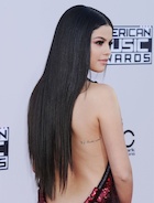 Selena Gomez : selena-gomez-1448329424.jpg