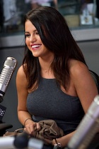 Selena Gomez : selena-gomez-1452145689.jpg