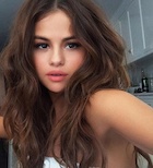 Selena Gomez : selena-gomez-1460518921.jpg