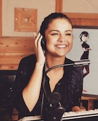 Selena Gomez : selena-gomez-1497037518.jpg