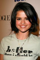 Selena Gomez : selena_gomez_1195084668.jpg