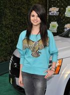 Selena Gomez : selena_gomez_1203527404.jpg