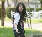 Selena Gomez : selena_gomez_1221926238.jpg