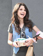 Selena Gomez : selena_gomez_1223487789.jpg