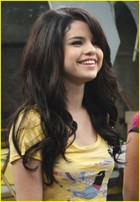 Selena Gomez : selena_gomez_1258747563.jpg