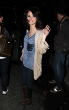 Selena Gomez : selena_gomez_1266425301.jpg