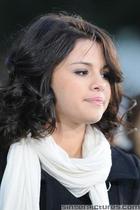 Selena Gomez : selena_gomez_1267901083.jpg