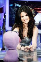 Selena Gomez : selena_gomez_1271276694.jpg