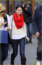 Selena Gomez : selena_gomez_1273346896.jpg