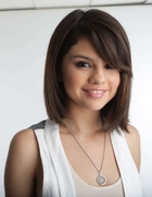 Selena Gomez : selena_gomez_1276383381.jpg