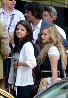 Selena Gomez : selena_gomez_1281622712.jpg