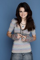 Selena Gomez : selena_gomez_1283476286.jpg