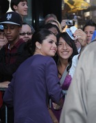 Selena Gomez : selena_gomez_1285598434.jpg