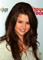 Selena Gomez : selena_gomez_1286045016.jpg