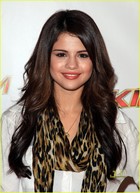 Selena Gomez : selena_gomez_1291784984.jpg