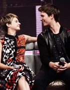 Shailene Woodley : TI4U1402178357.jpg