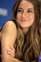 Shailene Woodley : shailene-woodley-1453511471.jpg