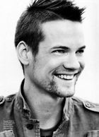 Shane West : shane_west_1295636320.jpg