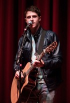 Shane Harper : shaneharper_1307609921.jpg