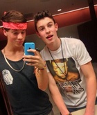 Shawn Mendes : shawn-mendes-1421174495.jpg