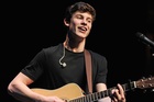 Shawn Mendes : shawn-mendes-1428793201.jpg