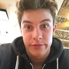 Shawn Mendes : shawn-mendes-1431548101.jpg