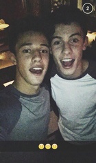 Shawn Mendes : shawn-mendes-1433125921.jpg