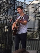 Shawn Mendes : shawn-mendes-1437617521.jpg