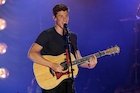 Shawn Mendes : shawn-mendes-1439911261.jpg