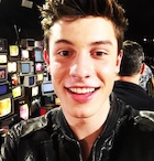 Shawn Mendes : shawn-mendes-1441050301.jpg