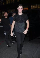 Shawn Mendes : shawn-mendes-1441832041.jpg