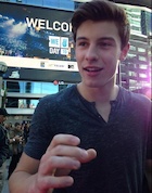 Shawn Mendes : shawn-mendes-1443738601.jpg