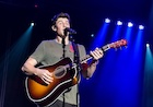 Shawn Mendes : shawn-mendes-1444842601.jpg