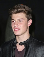 Shawn Mendes : shawn-mendes-1449078481.jpg