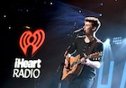 Shawn Mendes : shawn-mendes-1449086761.jpg