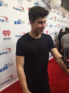 Shawn Mendes : shawn-mendes-1449329761.jpg