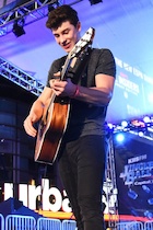 Shawn Mendes : shawn-mendes-1449340921.jpg