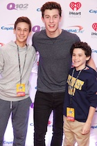 Shawn Mendes : shawn-mendes-1449809641.jpg