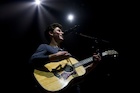 Shawn Mendes : shawn-mendes-1462102561.jpg