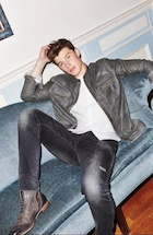 Shawn Mendes : shawn-mendes-1472157001.jpg