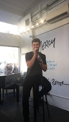 Shawn Mendes : shawn-mendes-1474744681.jpg