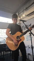 Shawn Mendes : shawn-mendes-1474745041.jpg