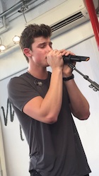 Shawn Mendes : shawn-mendes-1474746481.jpg